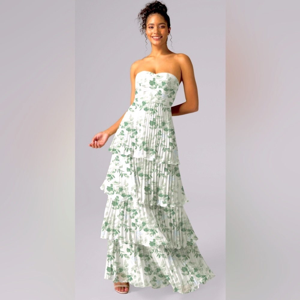 Sweetheart with Straps Tiered Maxi Dress in Green Floral